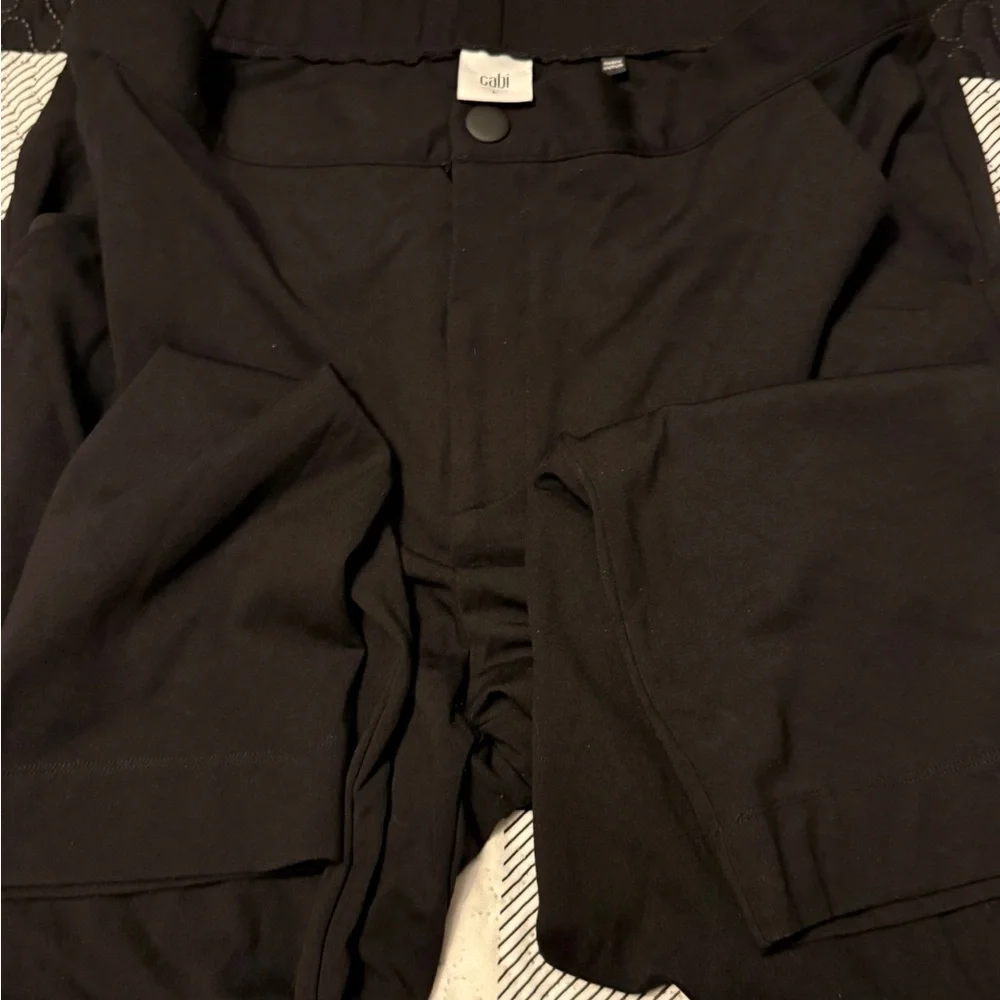 Cabi Black Stretch Tapered Pants - Picture 5 of 6